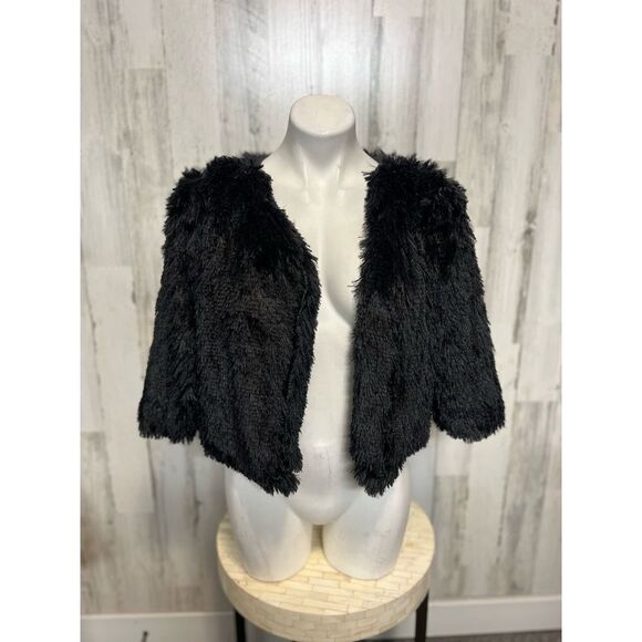 Black fur vest - Picture 1 of 5